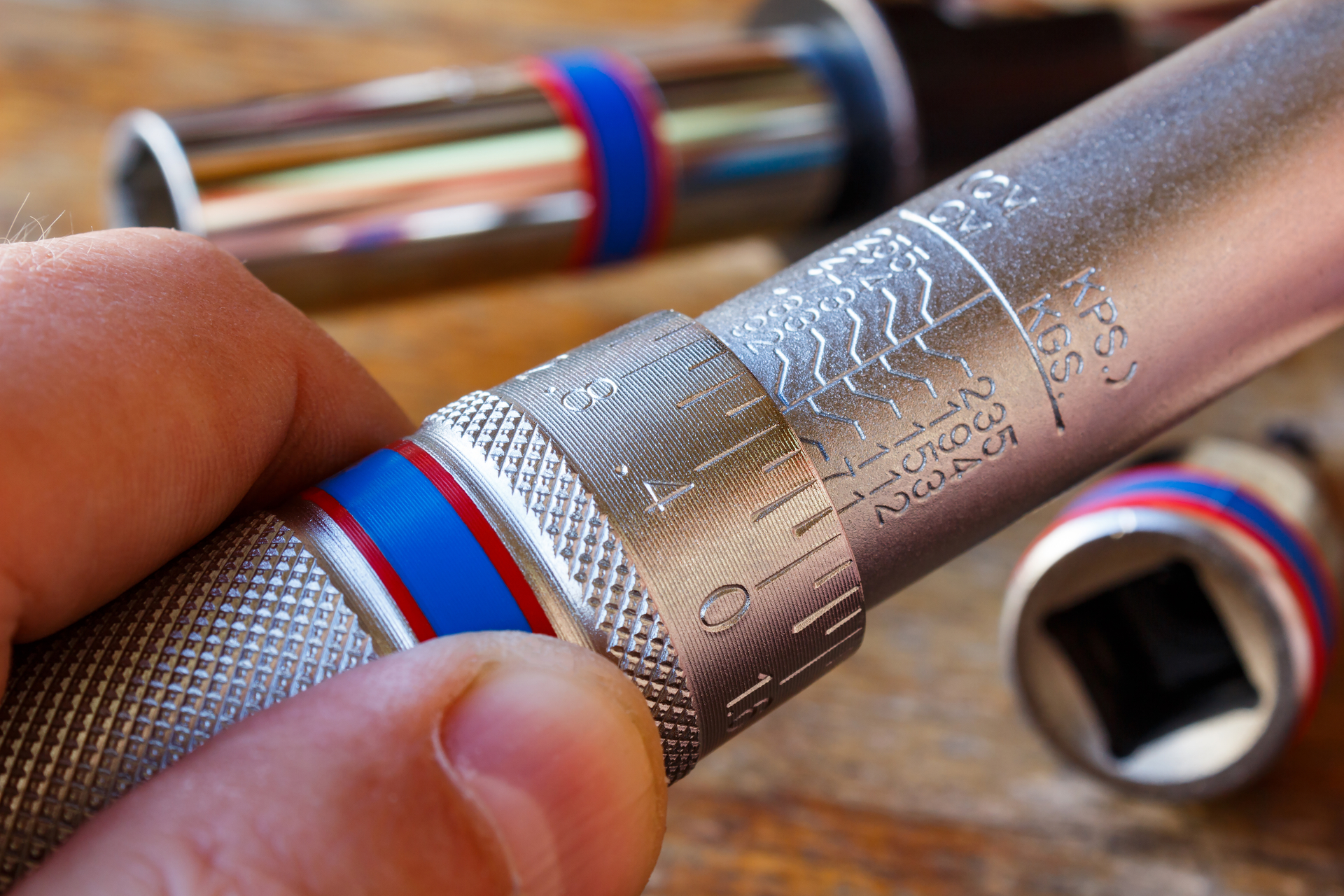 Torque wrench calibration reset